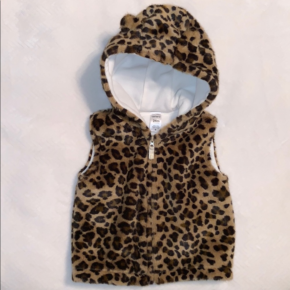 Adorable fur cheetah print vest. 24mo